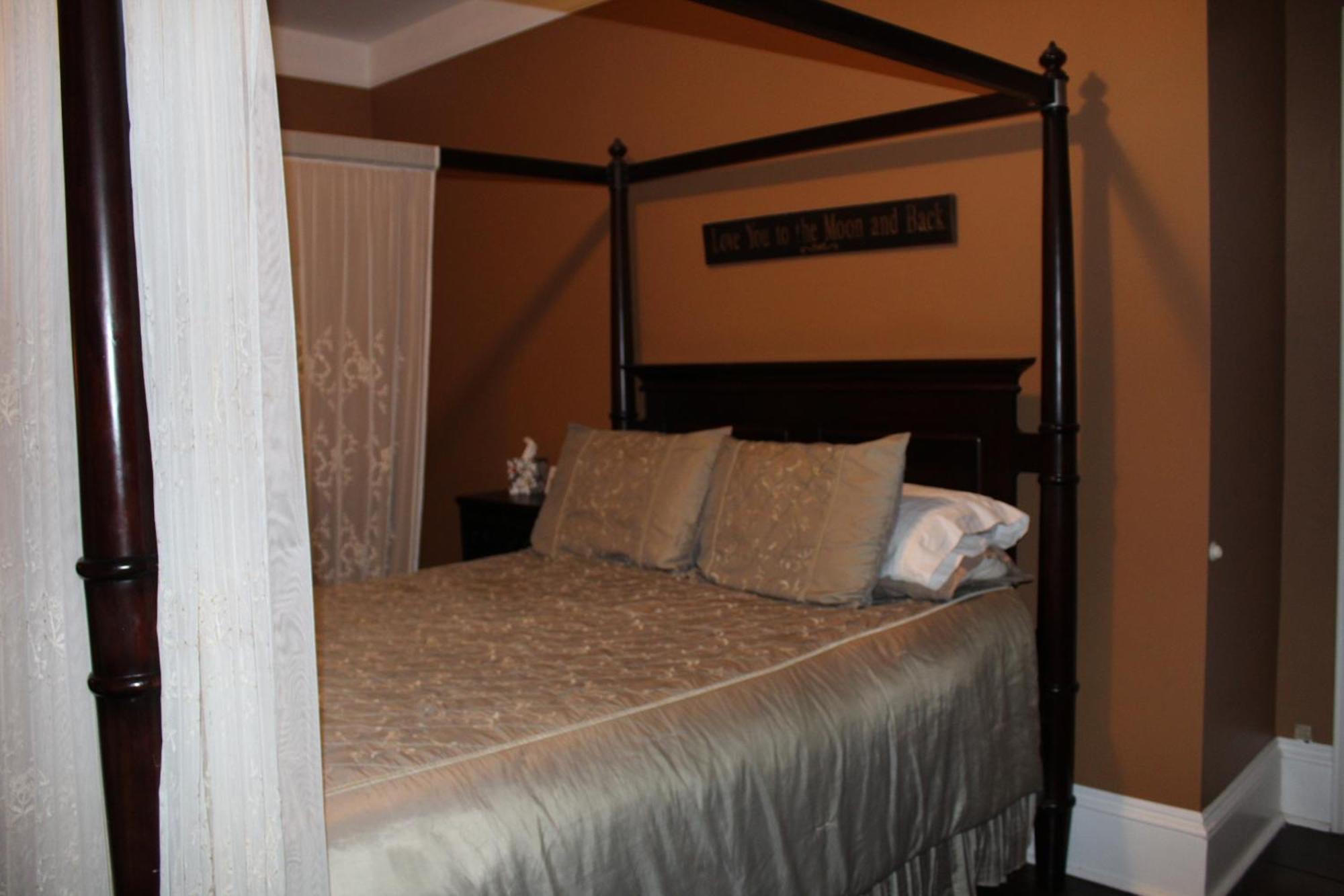 Monroe Manor Inn Саут-Хейвен Номер фото